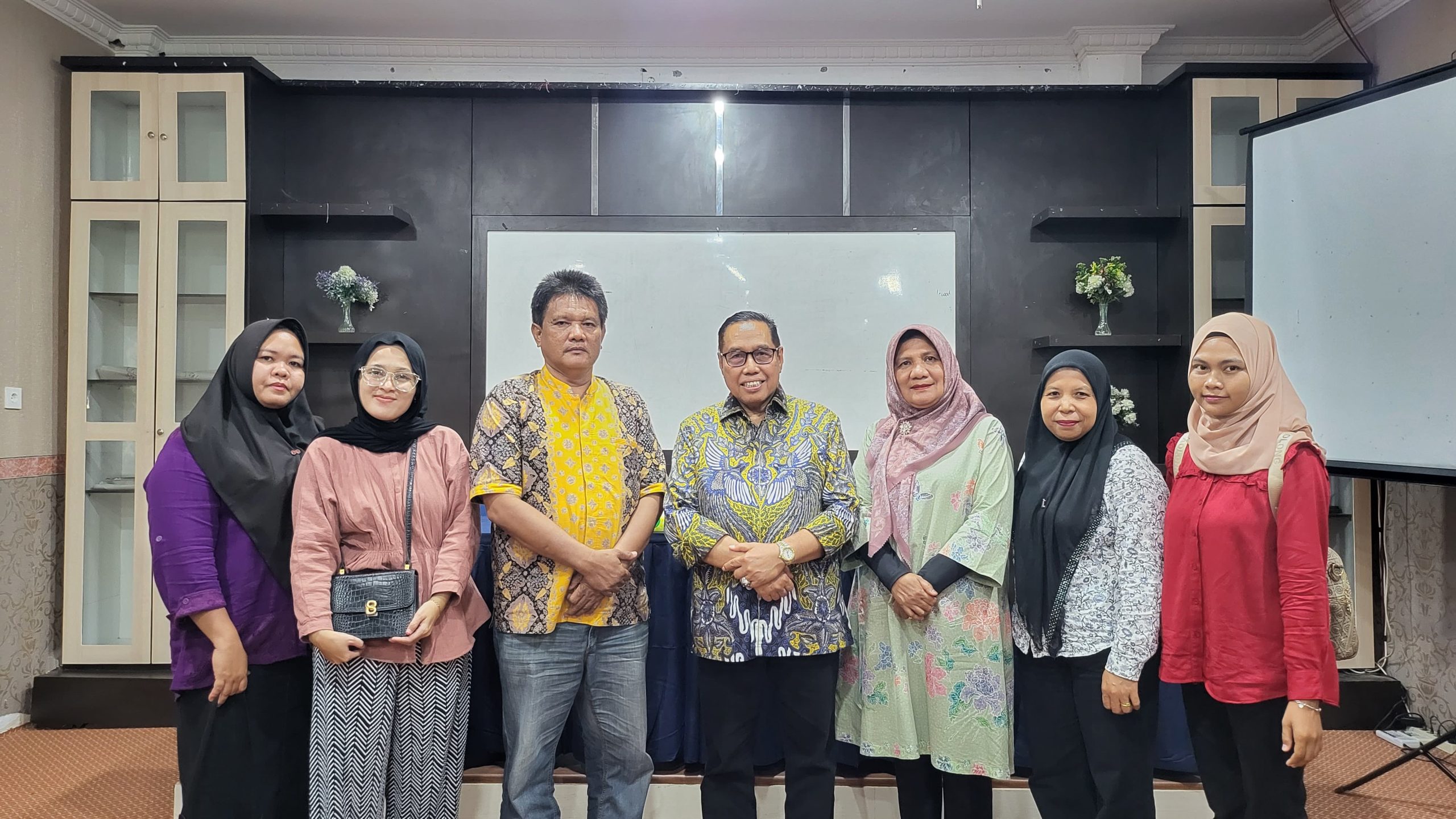 Dinas Pendidikan Kabupaten Bungo Kunjungi Kampung Inggris Alinia Dharmasraya Dorong Kolaborasi Pembelajaran Bahasa Inggris Berkualitas di Jambi 1 20250810 130229 1 1 scaled